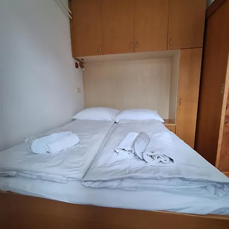 Zupnijski Apartmaji Dolenjske Toplice Exterior photo