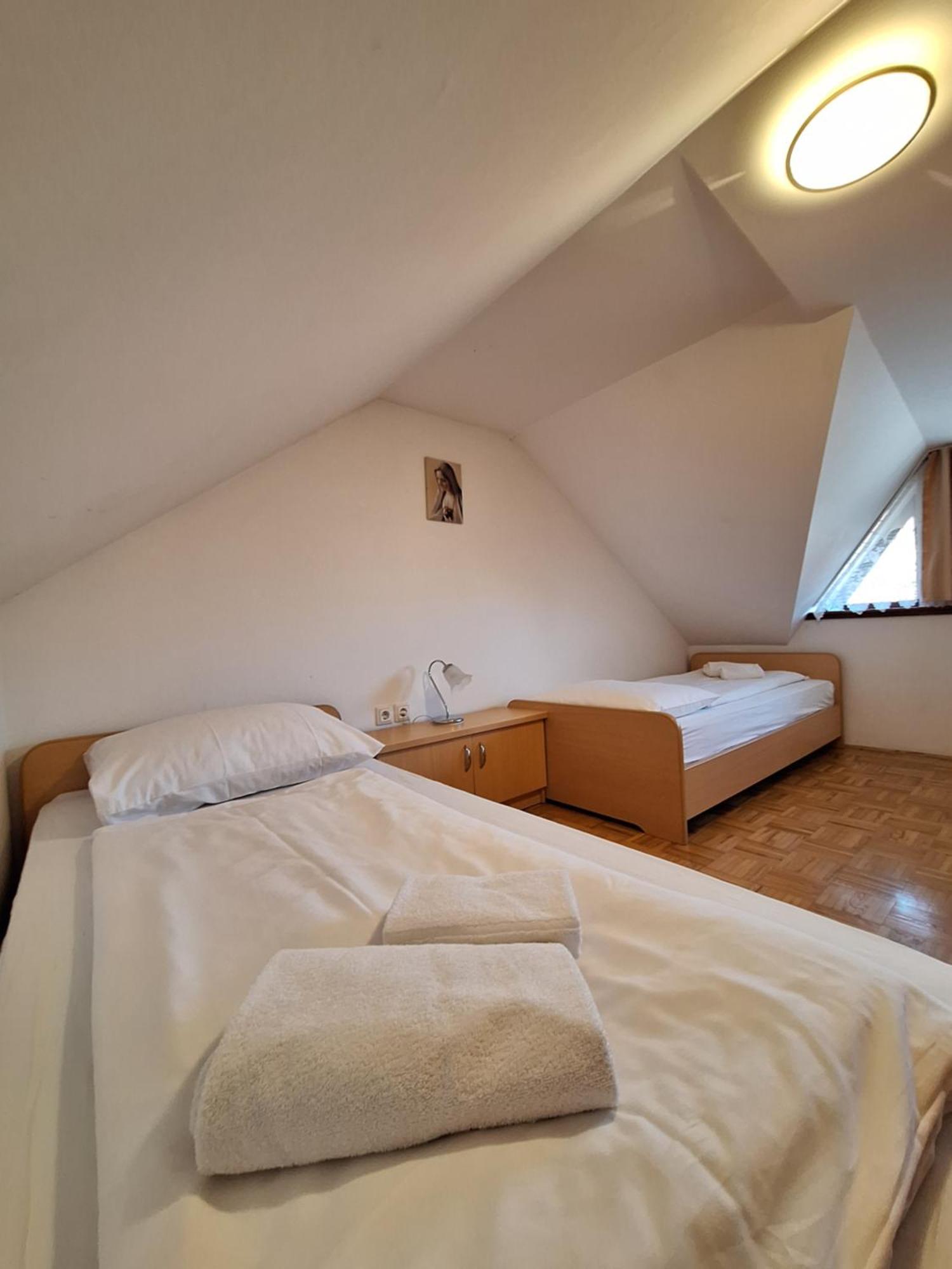 Zupnijski Apartmaji Dolenjske Toplice