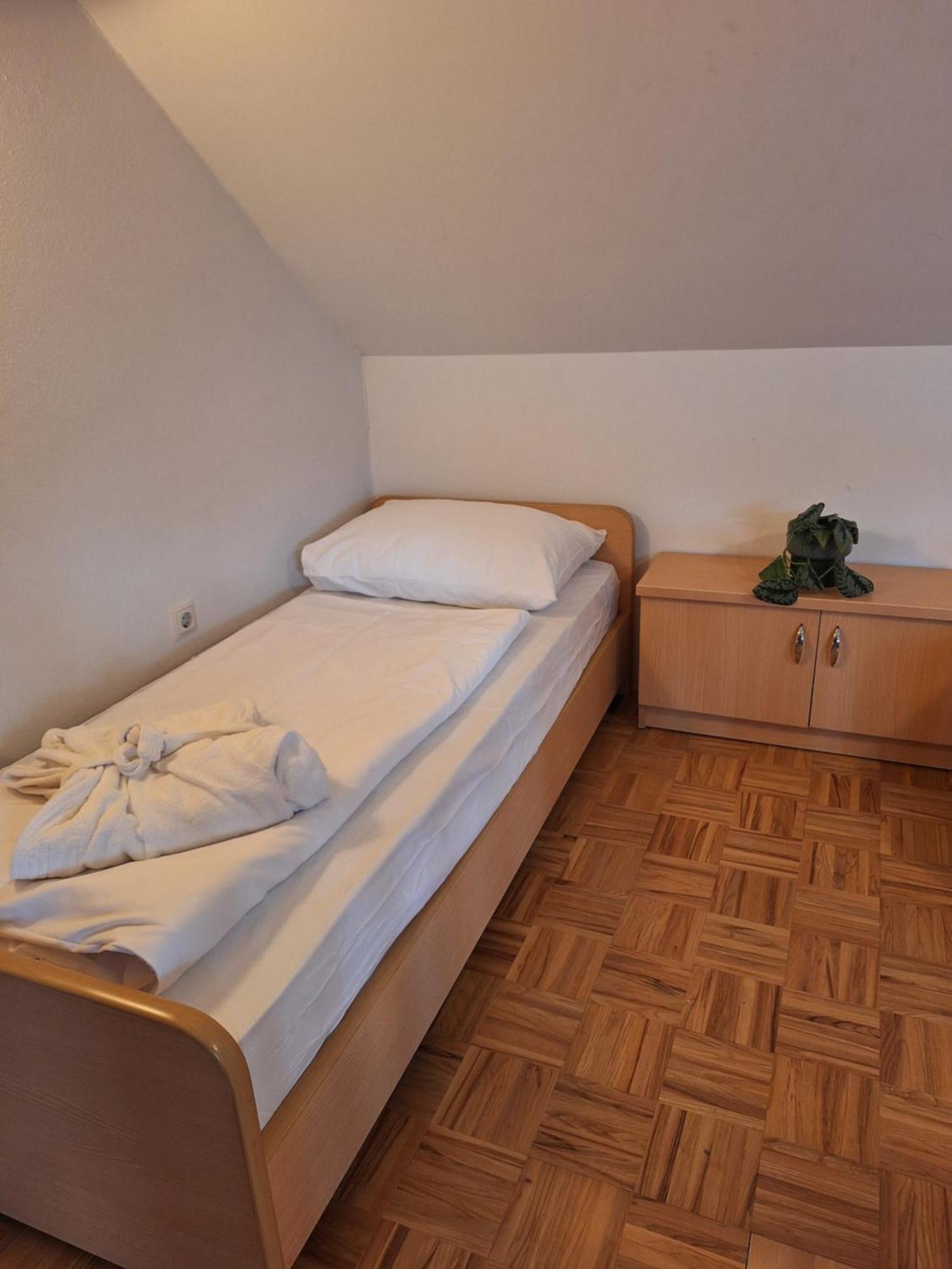 Zupnijski Apartmaji Apartment