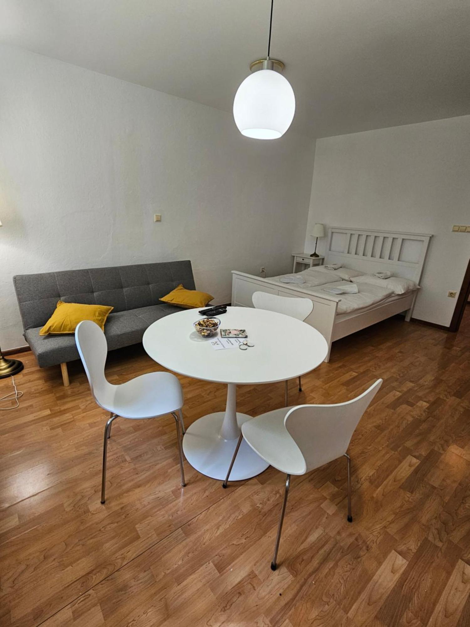 Zupnijski Apartmaji Dolenjske Toplice
